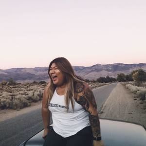 Meet your Posher, Roxanne